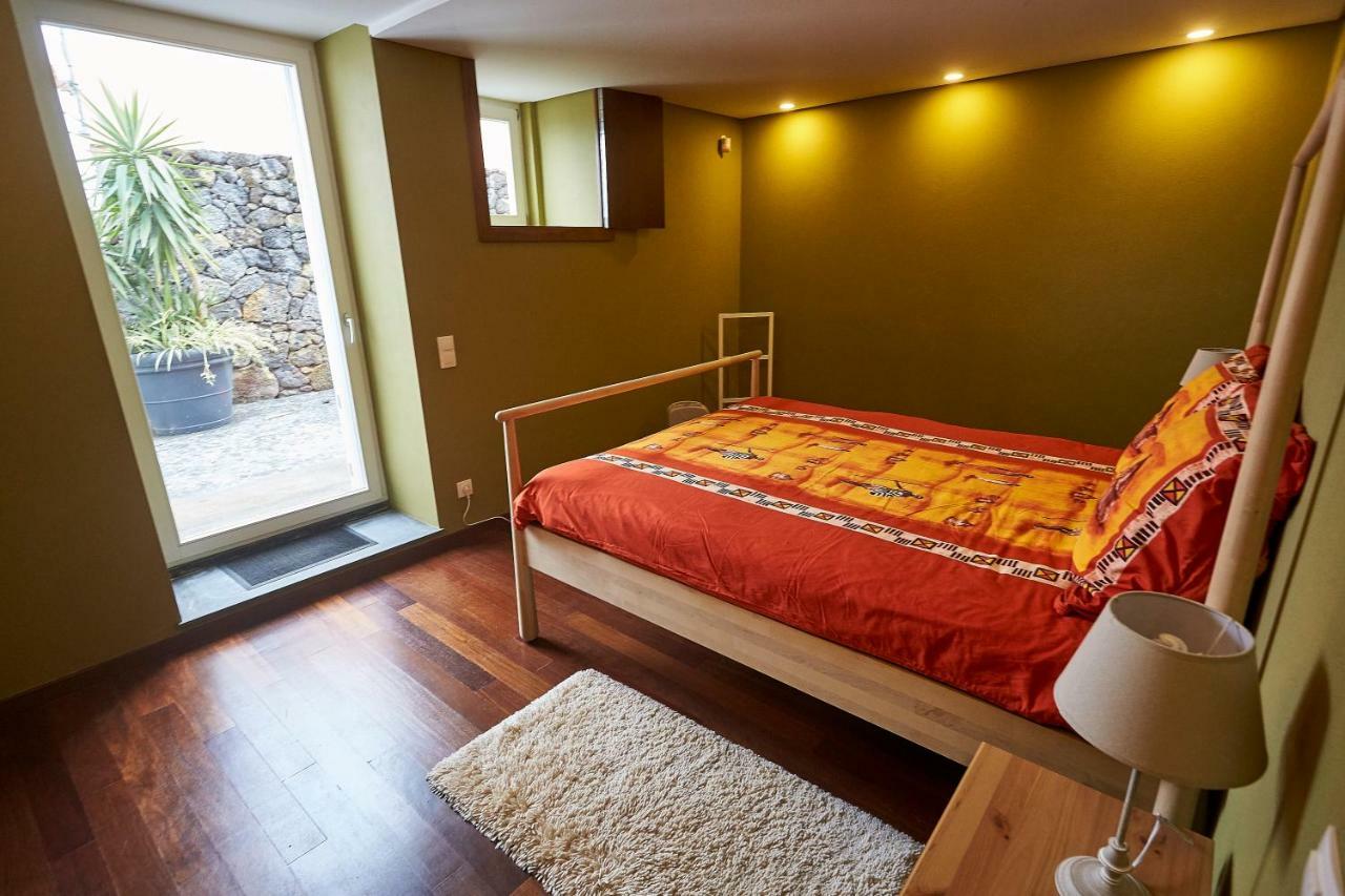 Porto Judeu Casa Do Vizinhoヴィラ エクステリア 写真